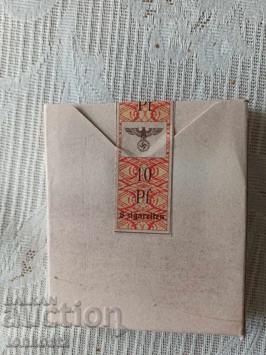 Cutie cu 8 buc. Țigări Germania cu preț 15.00 BGN | € 7.67 Cutie cu 8 buc. Țigări Germania cu preț 15.00 BGN | € 7.67