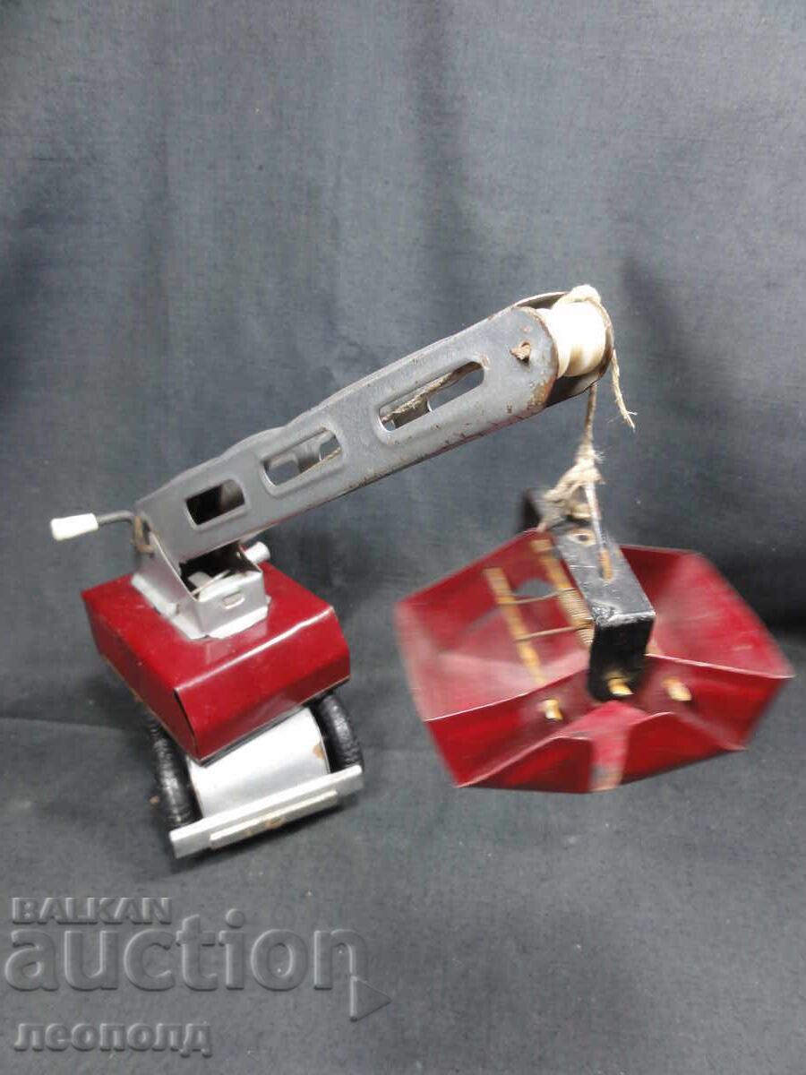 OLD RETRO SOCIALIST NRB METAL TOY MIR RAZGRAD - 5 OLD RETRO SOCIALIST NRB METAL TOY MIR RAZGRAD - 5