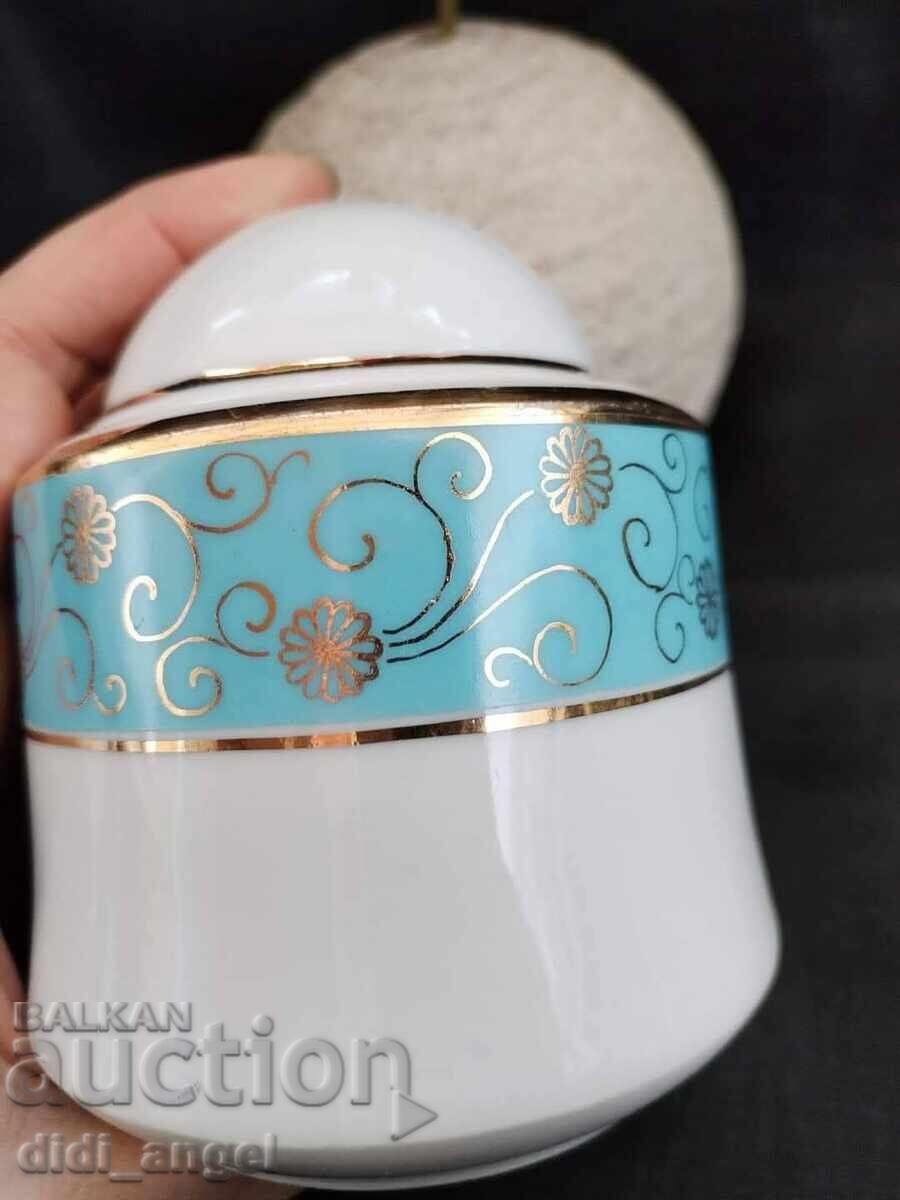 Zaharnic Bulgarian - "Izida" cu preț 15.00 BGN | € 7.67