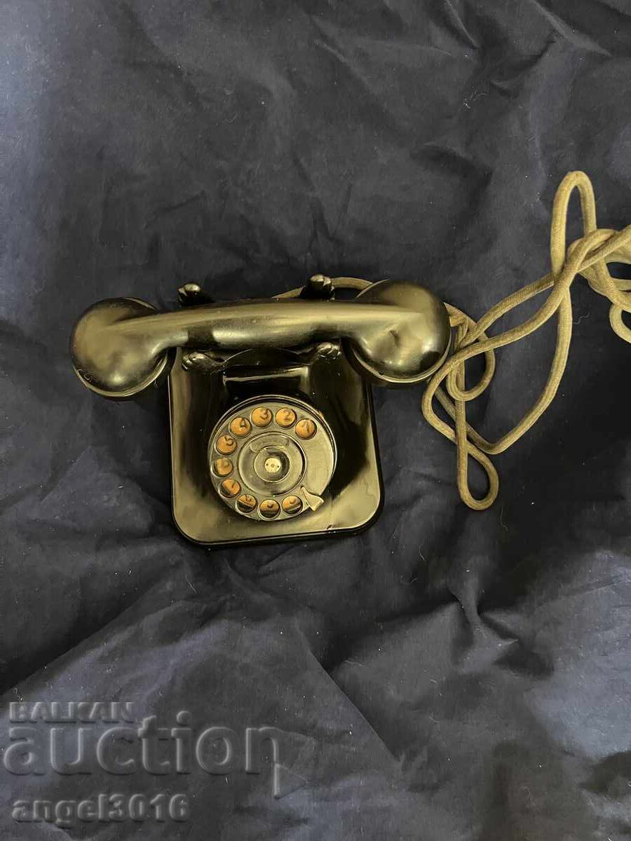 COLLECTIBLE BAKELITE TELEPHONE WITH DIAL, ROYAL ERA COLLECTIBLE BAKELITE TELEPHONE WITH DIAL, ROYAL ERA