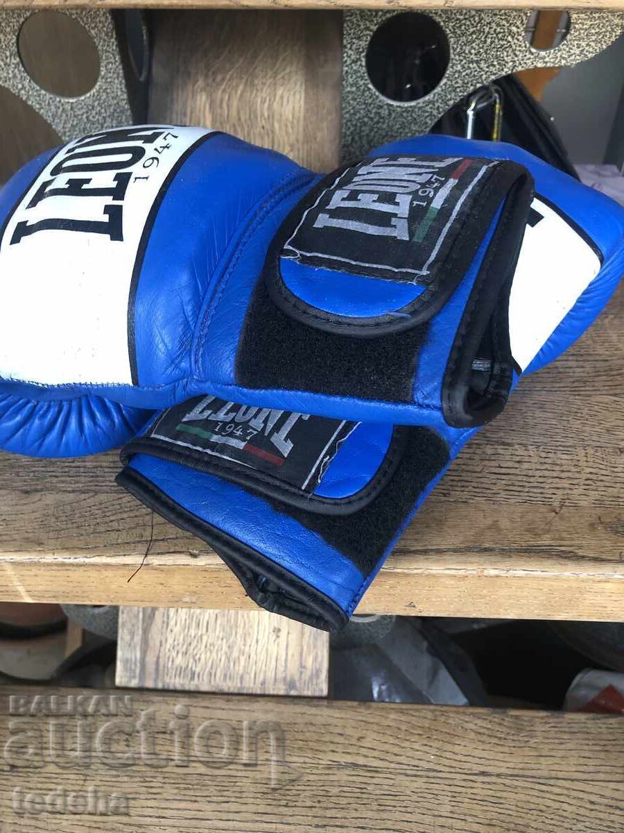 BOXING GLOVES - EXCELLENT FROM LEV - 5 BOXING GLOVES - EXCELLENT FROM LEV - 5