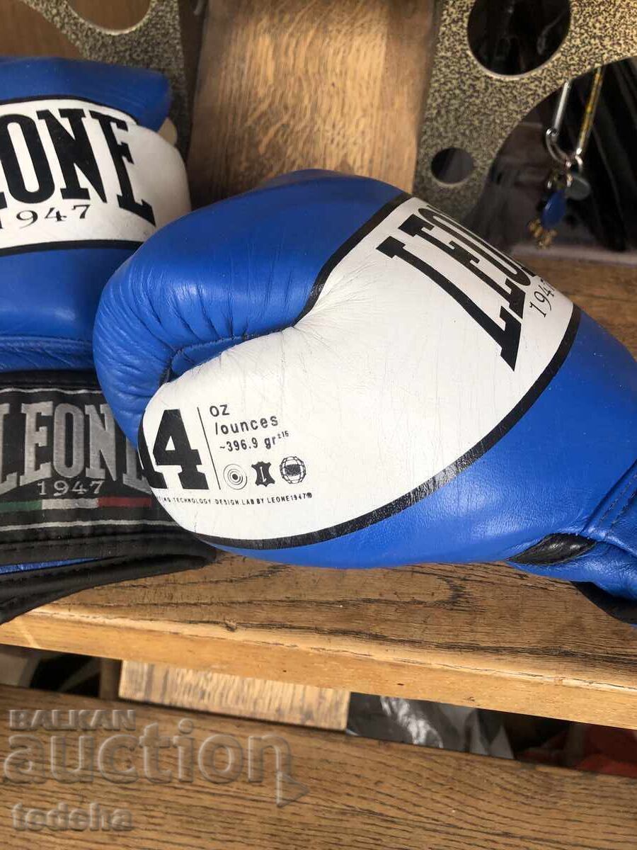 BOXING GLOVES - EXCELLENT FROM LEV - 7 BOXING GLOVES - EXCELLENT FROM LEV - 7
