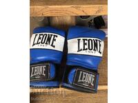 BOXING GLOVES - EXCELLENT FROM LEV