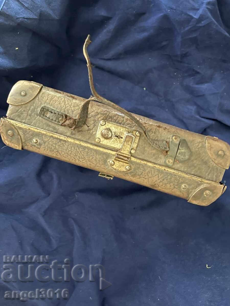 Εξαιρετικά σπάνιο, ΜΙΝΙ, αντίκα, βαλιτσάκι με 1 κλειδί! - 7