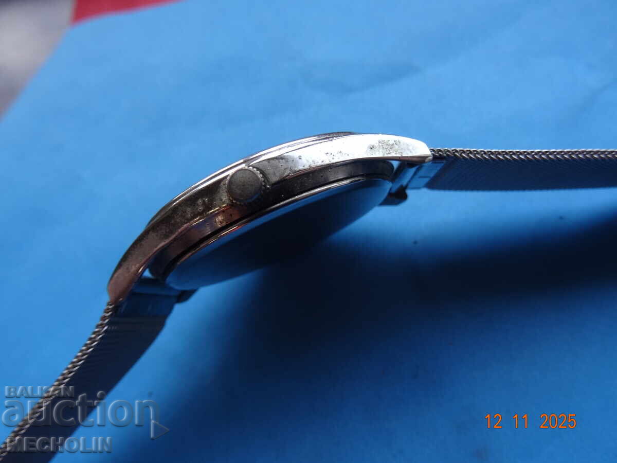 ЧАСОВНИК BLAKES С ТРИ ДИСКА с цена 50.00 лв. | € 25.56 ЧАСОВНИК BLAKES С ТРИ ДИСКА с цена 50.00 лв. | € 25.56