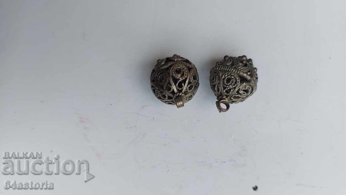 Παράδοση Φιλιγκράν, ασημένια, σκουλαρίκια, κουμπιά Παράδοση Φιλιγκράν, ασημένια, σκουλαρίκια, κουμπιά