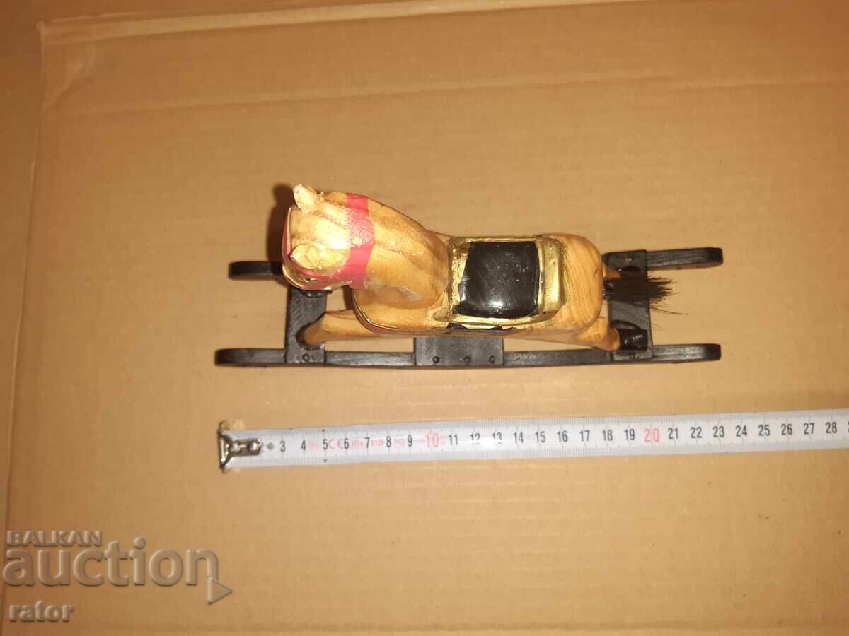 Παλιό ξύλινο κουνιστό αλογάκι, παιχνίδι - 6