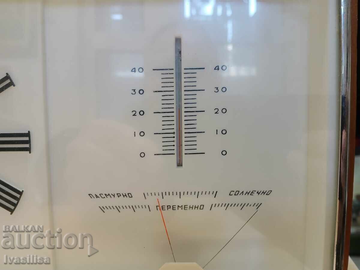 Φάρος ΕΣΣΔ, βαρόμετρο, θερμόμετρο, εβδομαδιαίος με τιμή € 20.45 | 40.00 BGN