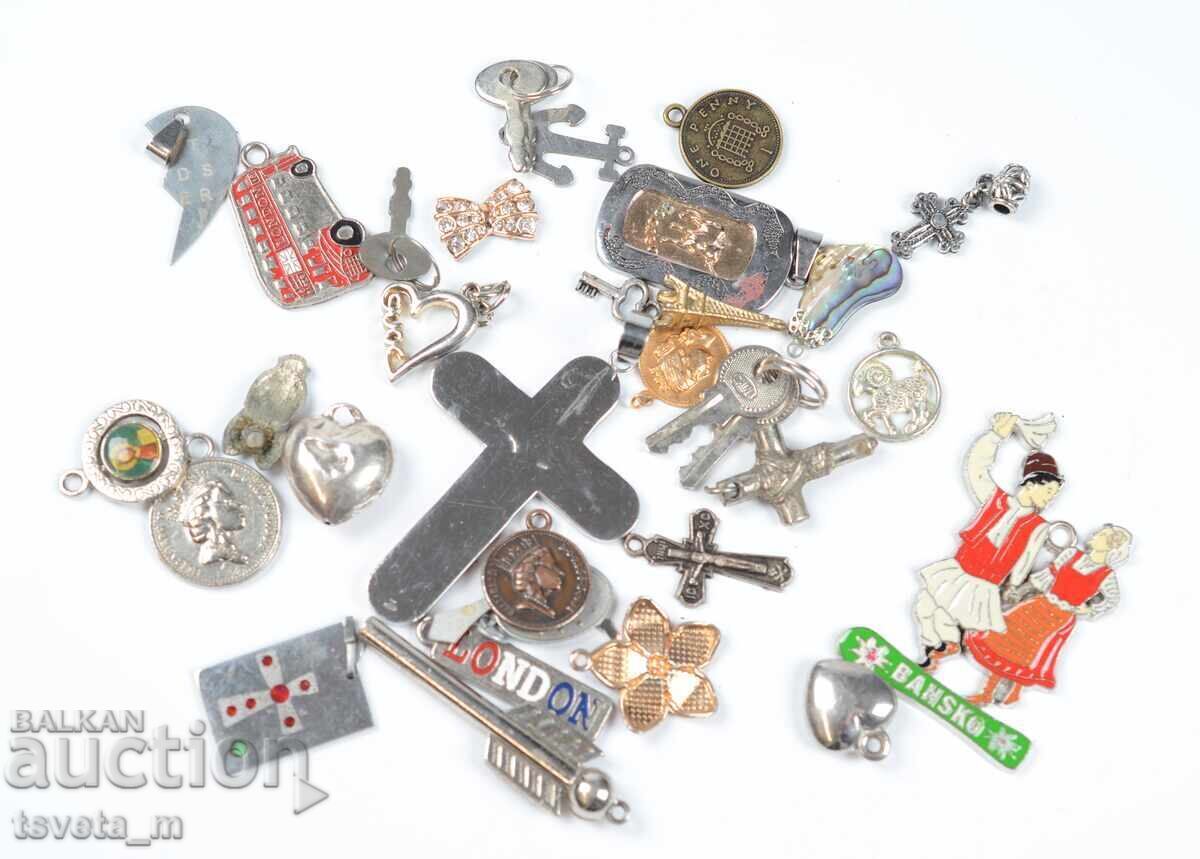 Δημοπρασία Παρτίδα από μενταγιόν φυλαχτά