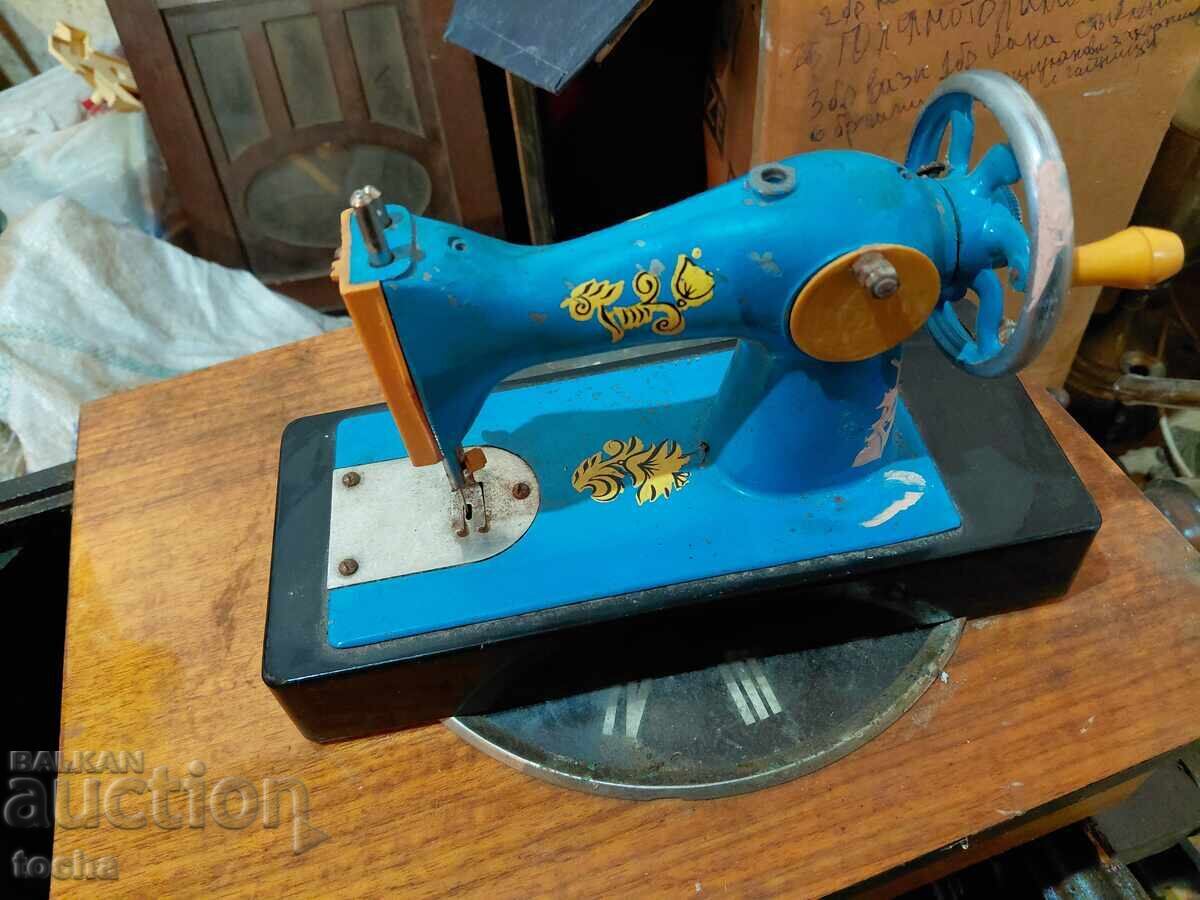 Παλιά παιχνίδι ραπτομηχανή, λειτουργεί. BZC