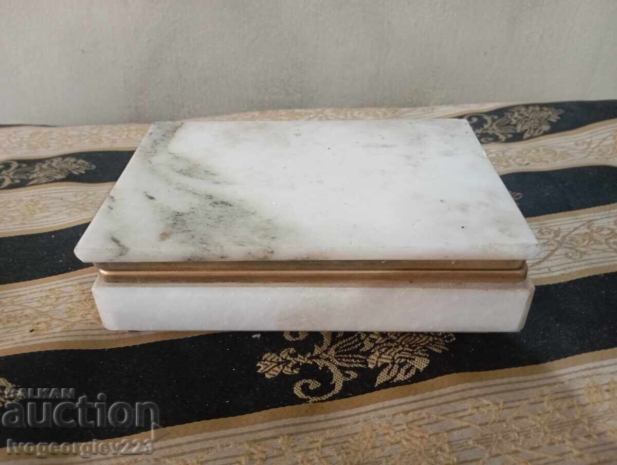 Vintage box Vintage box