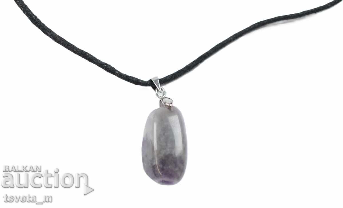 Δημοπρασία Κολιέ με μενταγιόν από φυσικό πέτρωμα