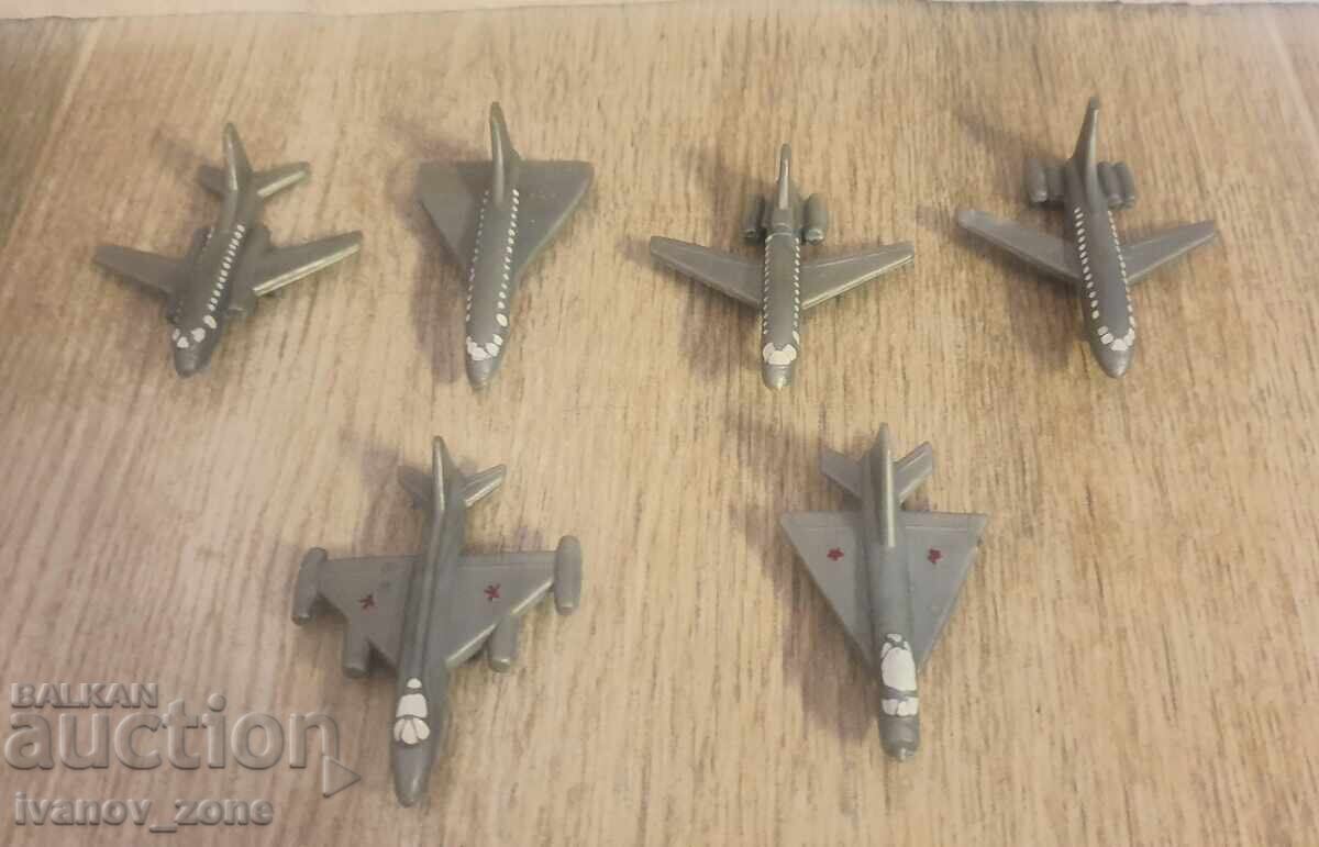 Аукцион Стари самолети Играчки СССР самолет Аукцион Стари самолети Играчки СССР самолет