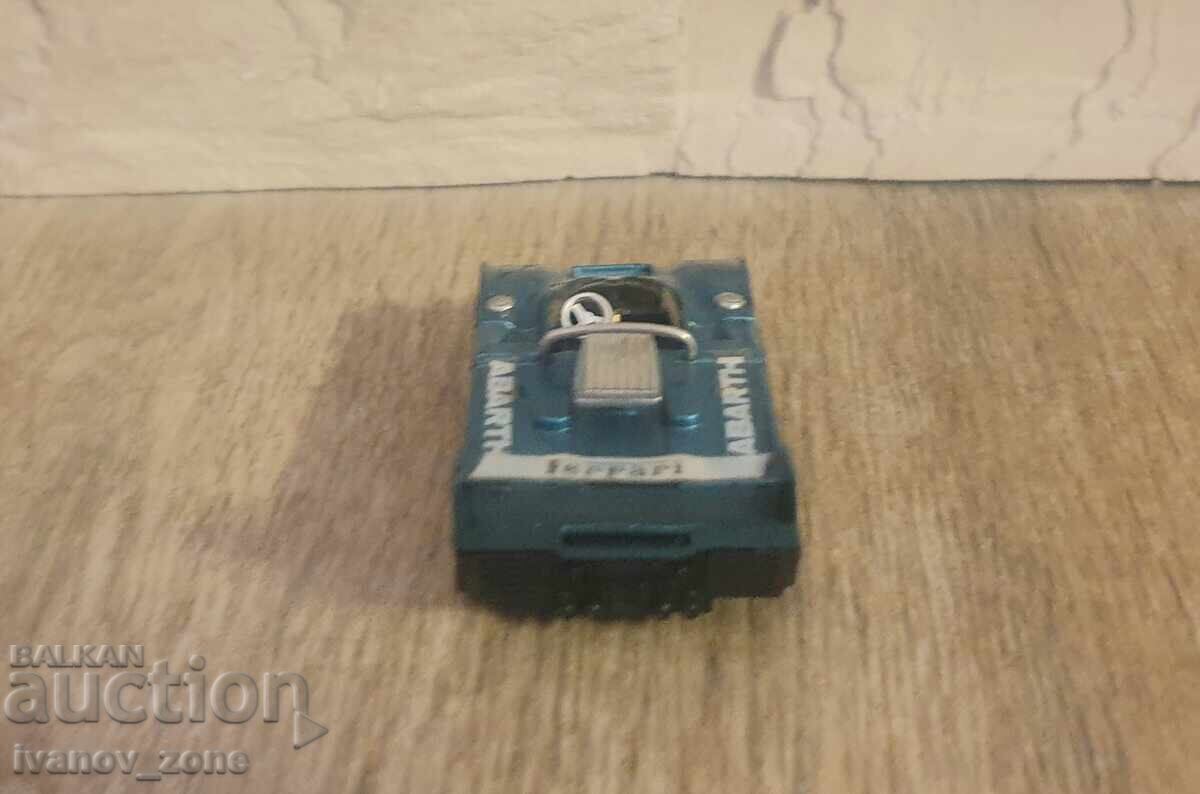 Παλιό συλλεκτικό αυτοκινητάκι Alfa Romeo - 5