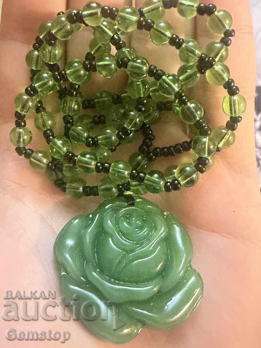 Аукцион БЗЦ! 90 к-тa естествена висулка амулет нефрит роза от 1ст! Аукцион БЗЦ! 90 к-тa естествена висулка амулет нефрит роза от 1ст!