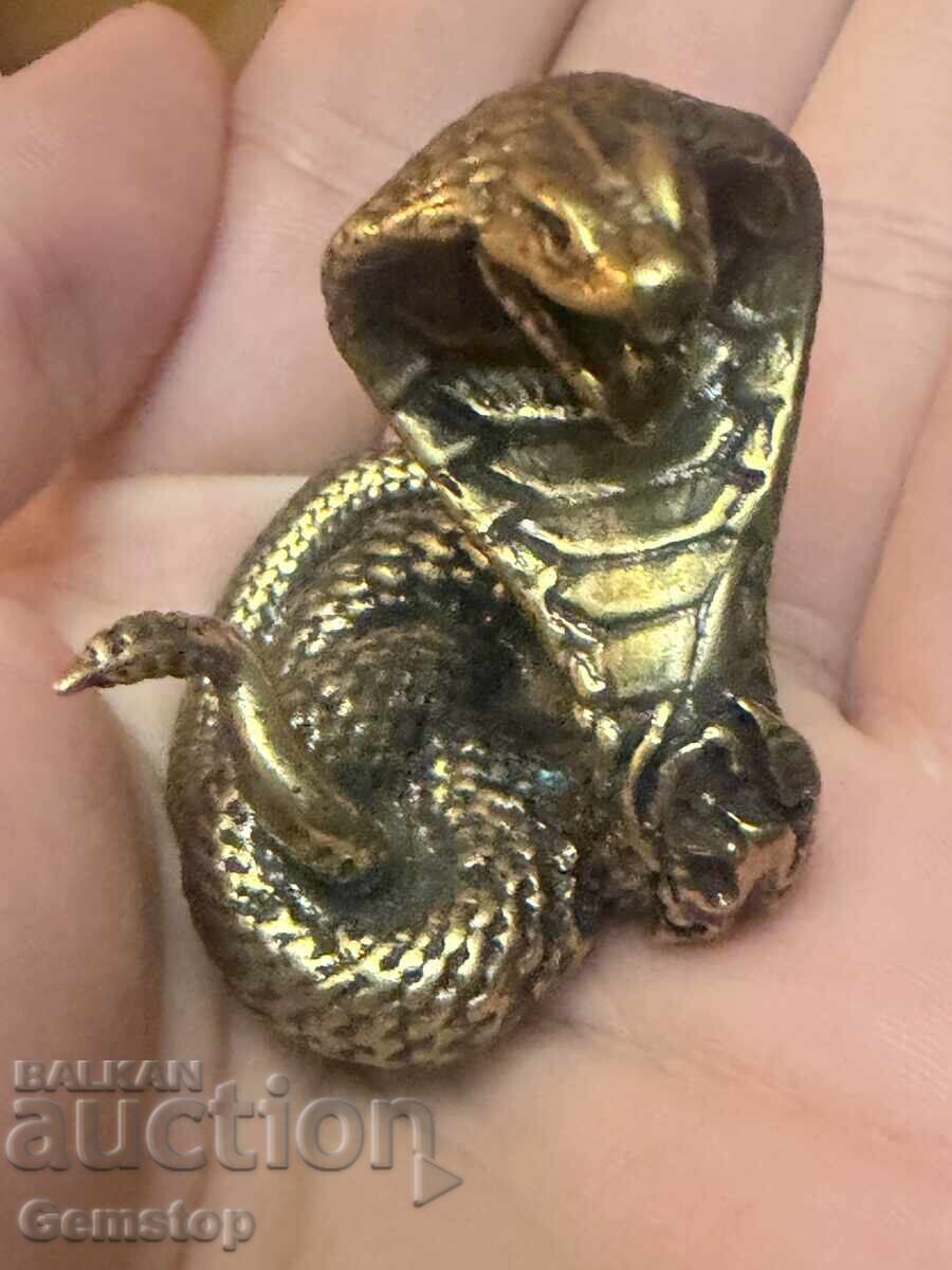 Δημοπρασία ΒΖΤ! 87 γραμμάρια στυλιζαρισμένο χάλκινο ειδώλιο κόμπρας από 1 st! Δημοπρασία ΒΖΤ! 87 γραμμάρια στυλιζαρισμένο χάλκινο ειδώλιο κόμπρας από 1 st!