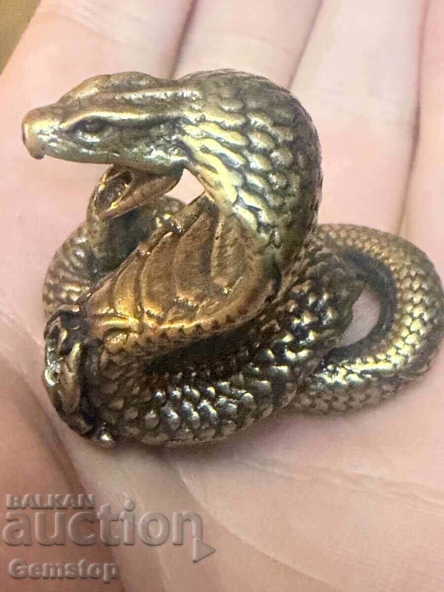 ΒΖΤ! 87 γραμμάρια στυλιζαρισμένο χάλκινο ειδώλιο κόμπρας από 1 st! ΒΖΤ! 87 γραμμάρια στυλιζαρισμένο χάλκινο ειδώλιο κόμπρας από 1 st!