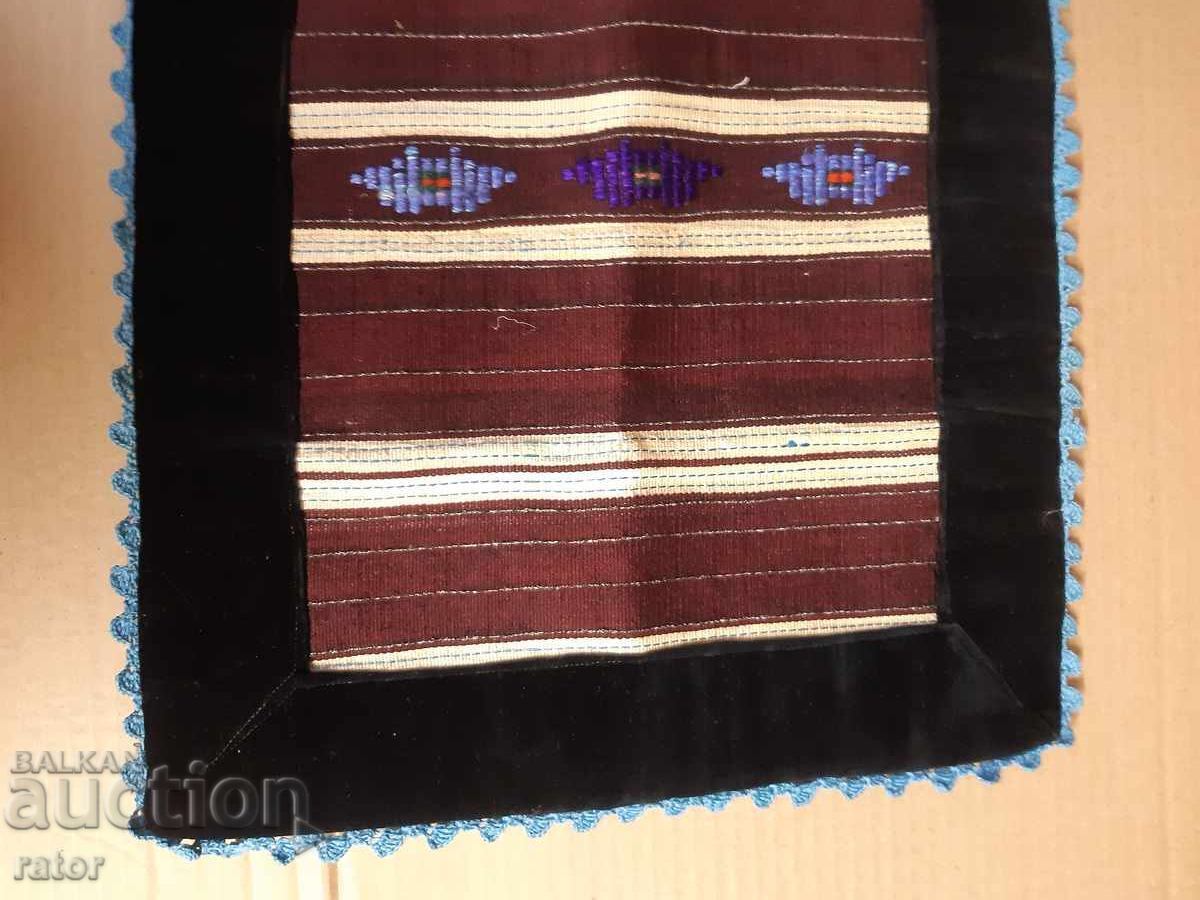 Șorț autentic, costum popular. Durabil cu preț 18.99 BGN | € 9.71