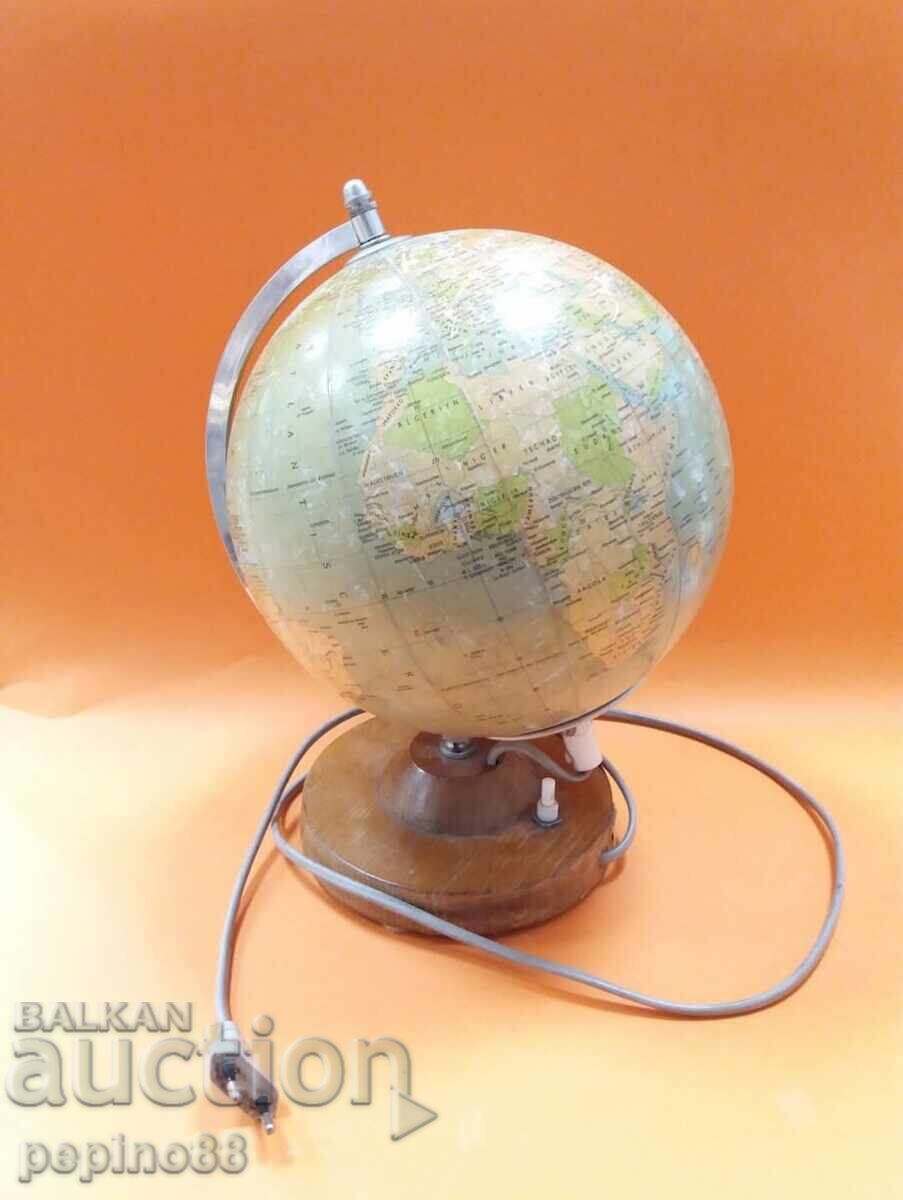 B.Z.C. Star Glowing Globe B.Z.C. Star Glowing Globe