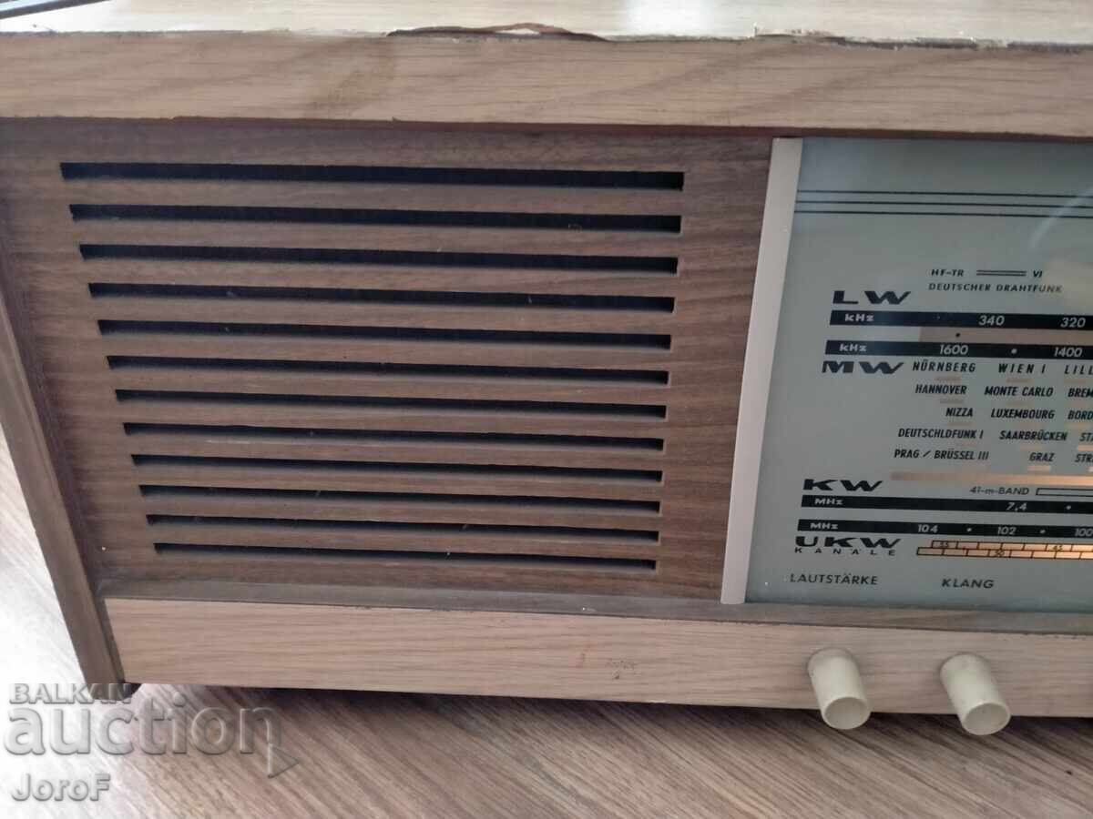 Licitație Antic, radio german funcțional Licitație Antic, radio german funcțional