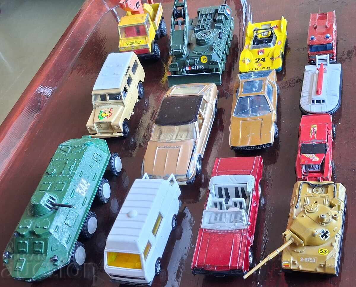Licitație Lot de mașinuțe - Matchbox, Siku, Polistil, Hot Wheels, Corgi, Norev Licitație Lot de mașinuțe - Matchbox, Siku, Polistil, Hot Wheels, Corgi, Norev