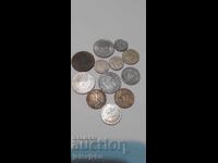 O mulțime de monede