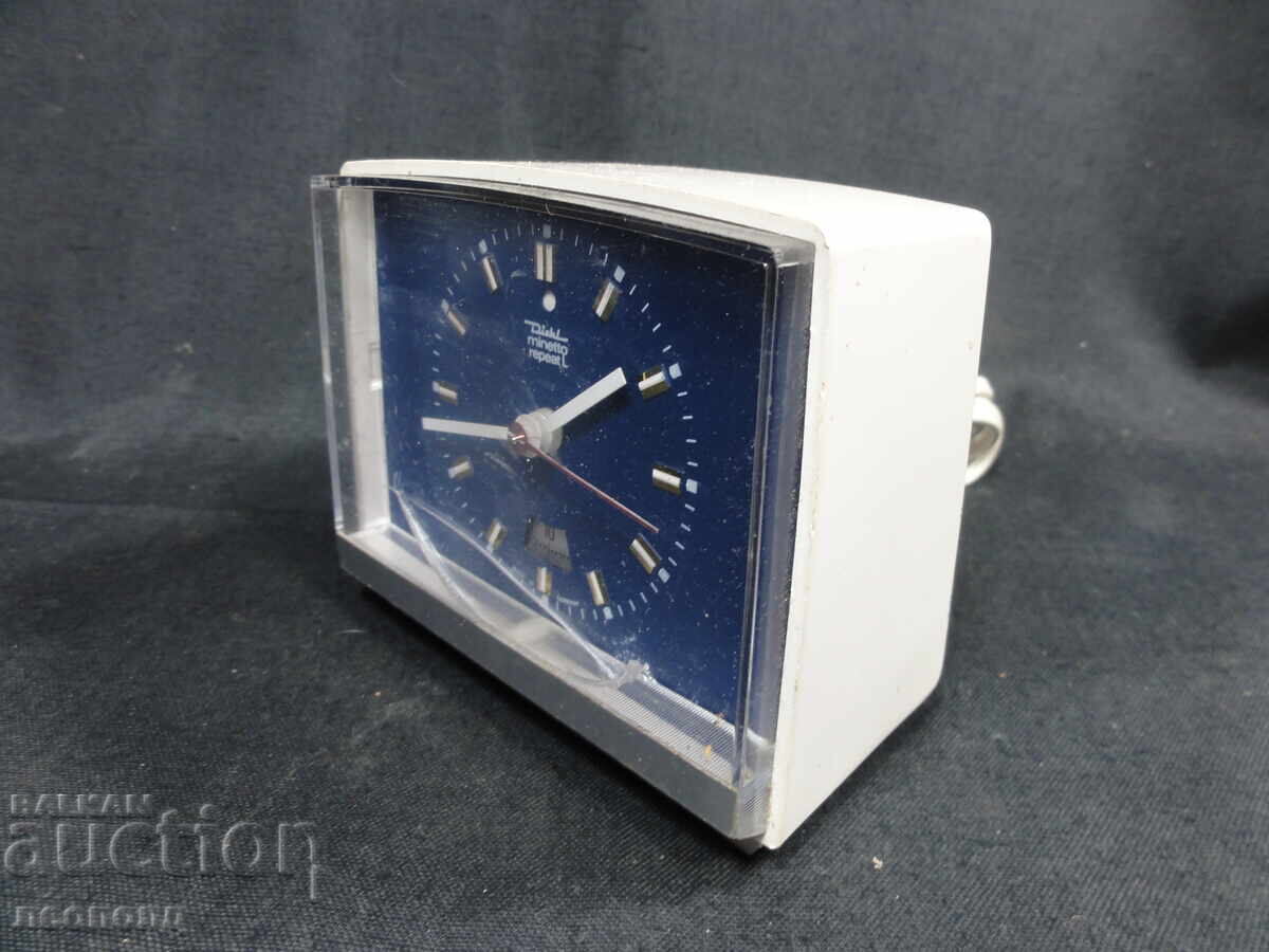 BZC STAR RETRO ELECTRIC CLOCK ALARM DIEHL GERMANY with price 22.00 BGN | € 11.25 BZC STAR RETRO ELECTRIC CLOCK ALARM DIEHL GERMANY with price 22.00 BGN | € 11.25