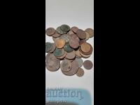 O mulțime de monede