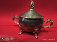 Vechi vas zaharniță decorație frumoasă argintată