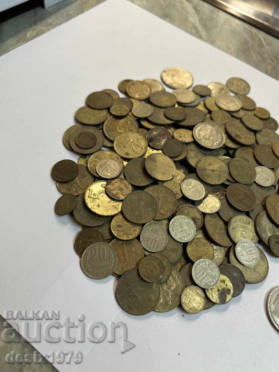 Auction  220 Bulgarian coins