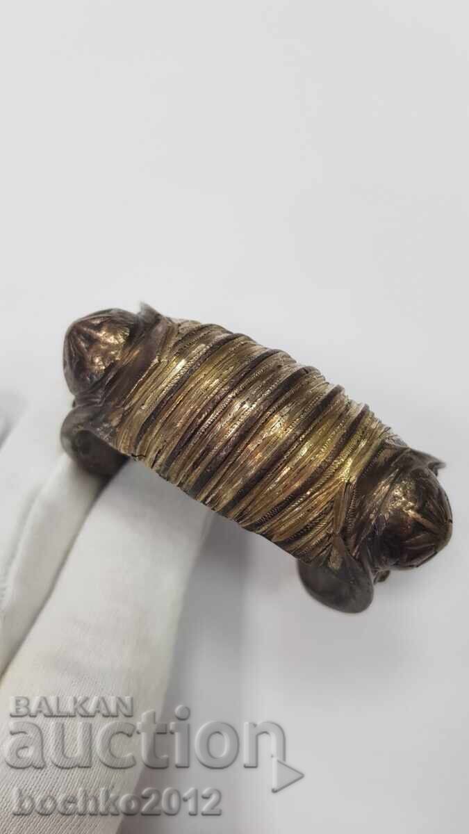 Collectible Revival-era bracelet, wishbone style, with gold plating, 19th century - 7