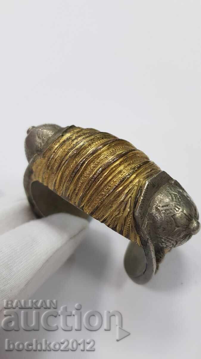 Рядка възрожденска гривна рогатка с позлата 19 век