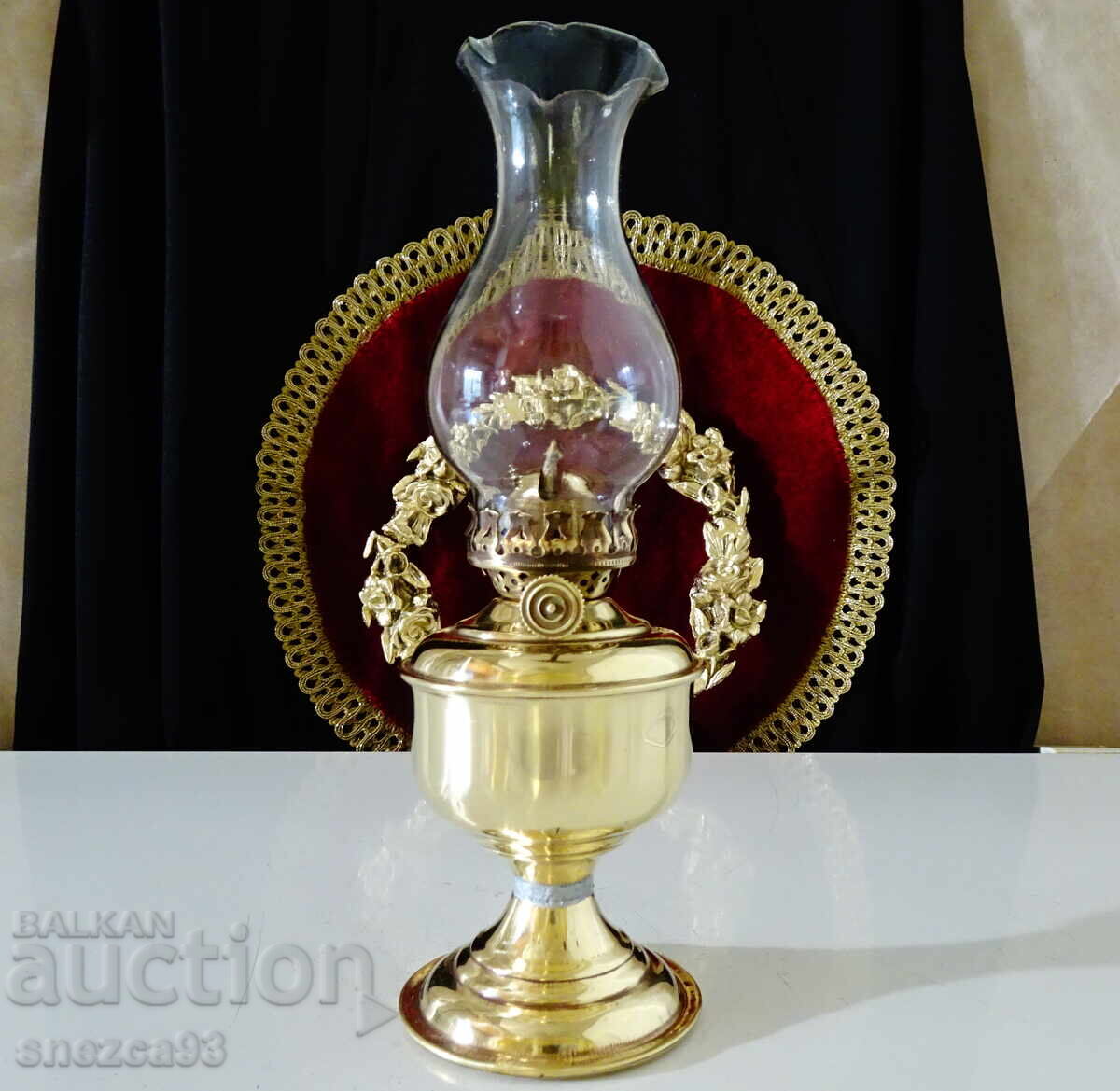 Бронзова газена лампа,перфектна. с цена 76.00 лв. | € 38.86