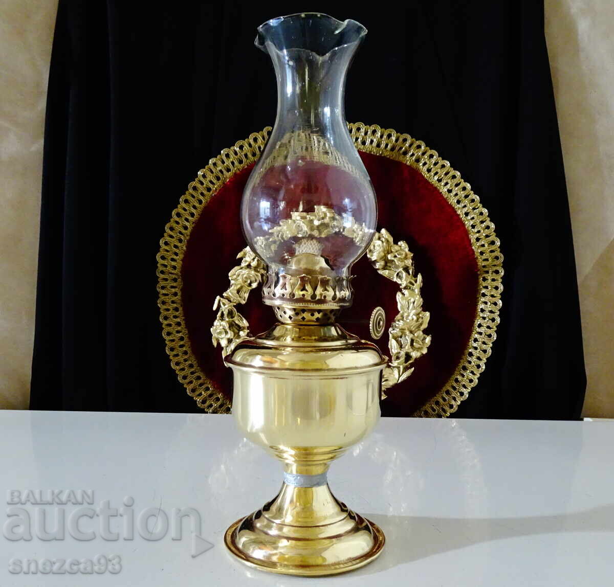 Аукцион Бронзова газена лампа,перфектна.