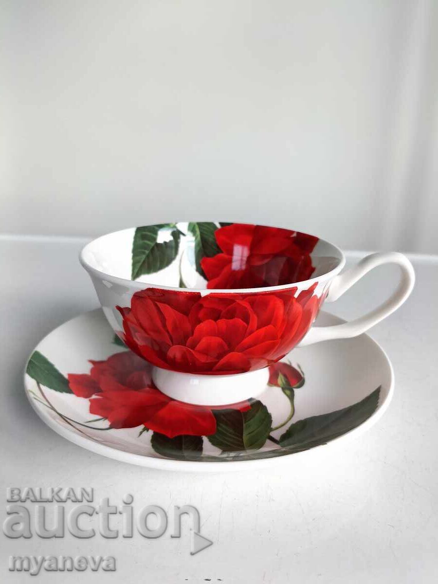 Σετ 2 φλιτζάνια με πιατάκι από λεπτή πορσελάνη Lancaster με τιμή 30.00 BGN | € 15.34 Σετ 2 φλιτζάνια με πιατάκι από λεπτή πορσελάνη Lancaster με τιμή 30.00 BGN | € 15.34