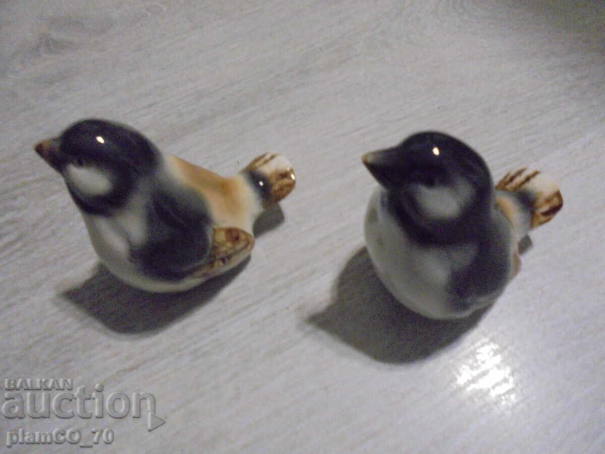 Παράδοση №*8361 Πορσελάνινα ειδώλια πουλιών Παράδοση №*8361 Πορσελάνινα ειδώλια πουλιών