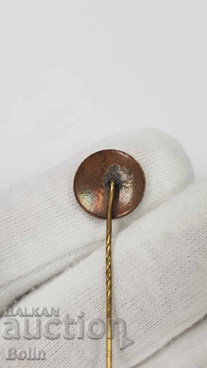 Delivery of Collectible Royal Badge, Tourism Badge