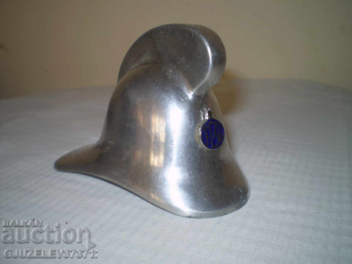 Δημοπρασία Ρετρό παιδικό παιχνίδι κράνος μεταλλικό