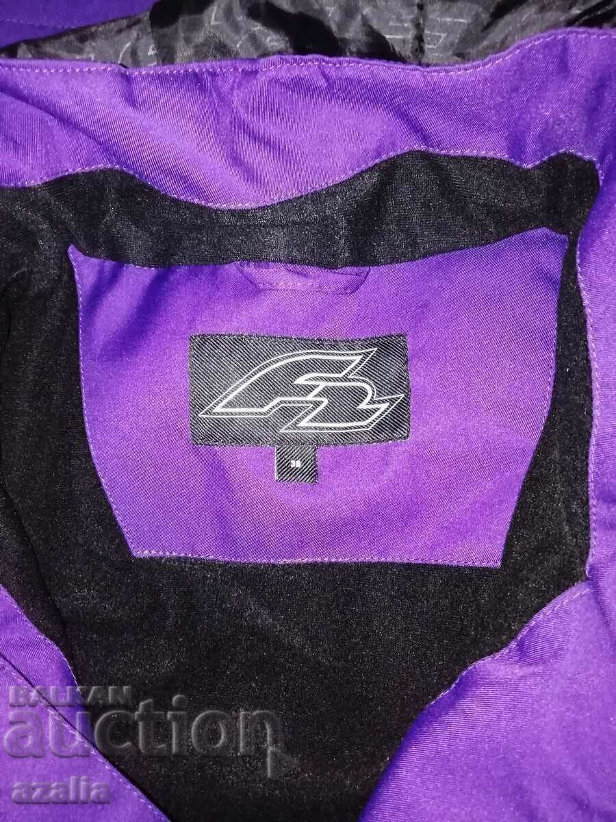 Auction  Warm sports women's jacket with removable hood