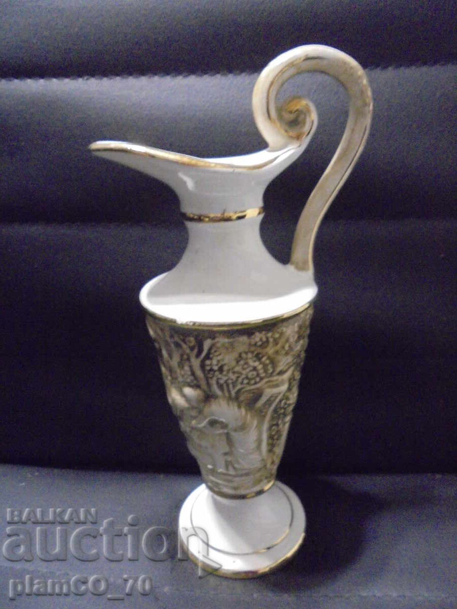 №*8365 Cană veche decorativă din porțelan R. Capodimonte