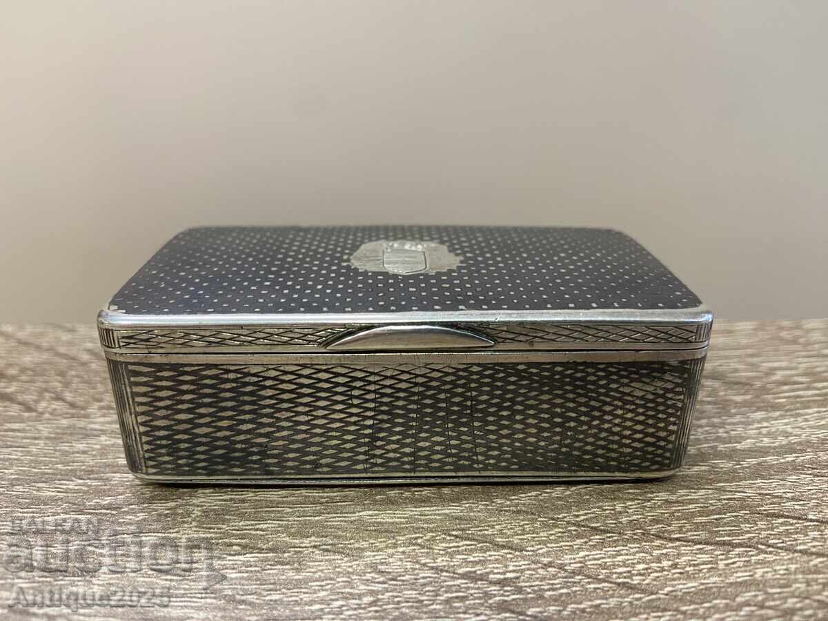 Винтидж сребърна табакера, проба 84, 1875 г. с цена 400.00 лв. | € 204.52