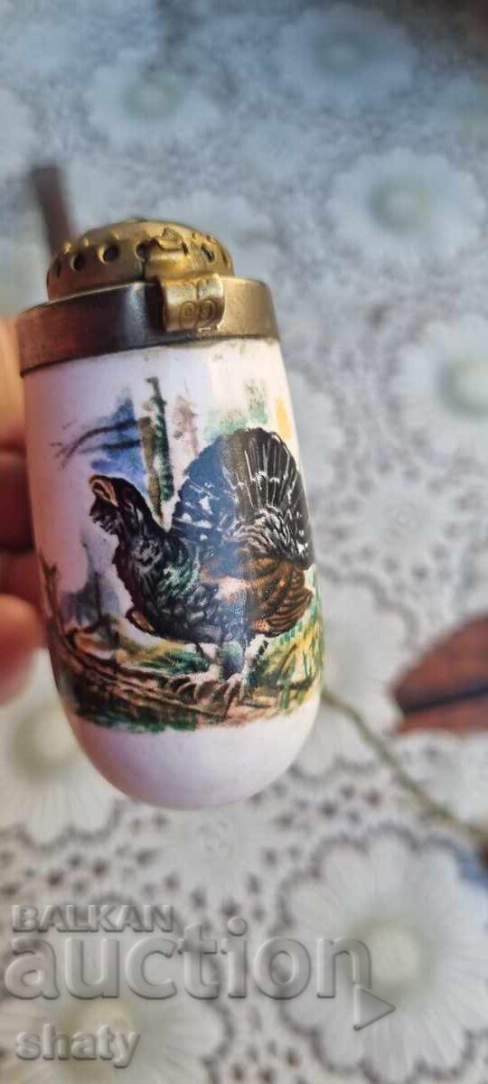 Pipa veche de portelan cu preț 60.00 BGN | € 30.68