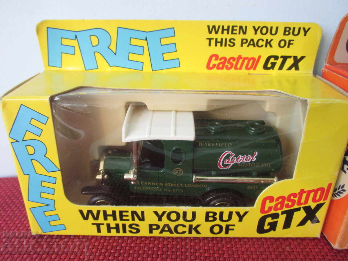 Delivery of Retro strollers Delivery of Retro strollers