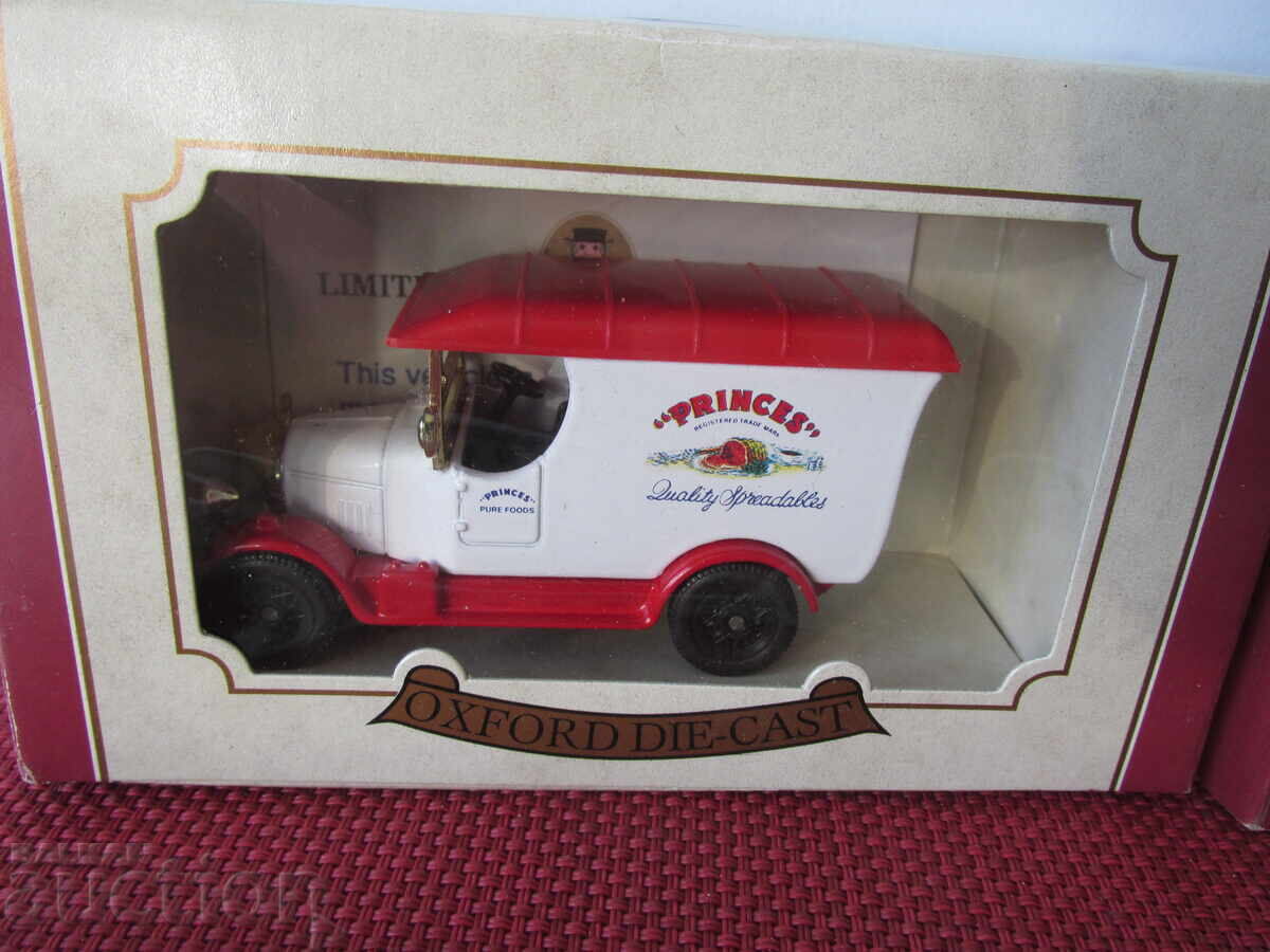 Delivery of Retro strollers Delivery of Retro strollers