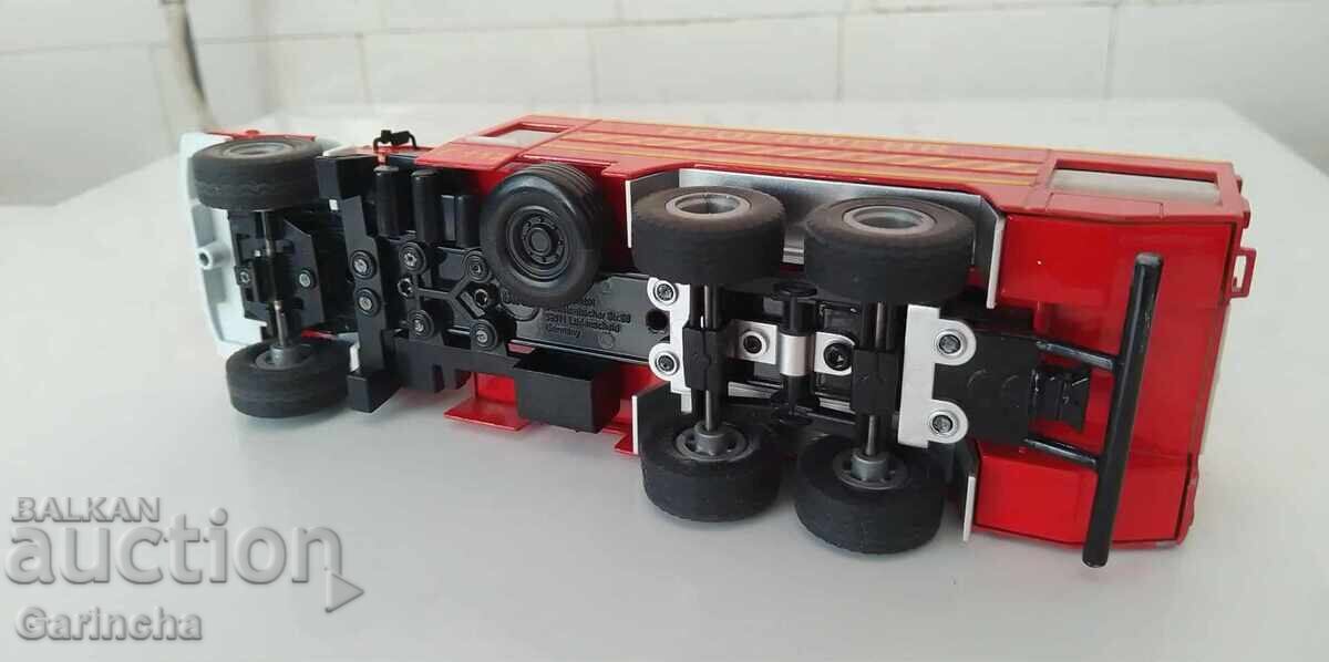 Пожарна Siku Germany - 5