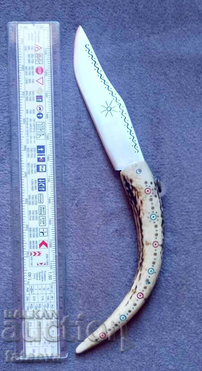 Licitație Cuțit Coțofană, Maestru din Bojenci. CITIȚI DESCRIEREA Licitație Cuțit Coțofană, Maestru din Bojenci. CITIȚI DESCRIEREA