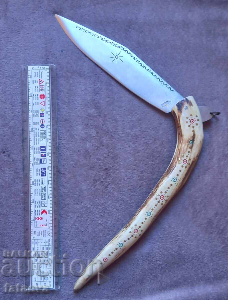 Δημοπρασία Μαχαίρι Σοίκα, Μάστορας από Μποζέντσι. ΔΙΑΒΑΣΕ ΤΗΝ ΠΕΡΙΓΡΑΦΗ