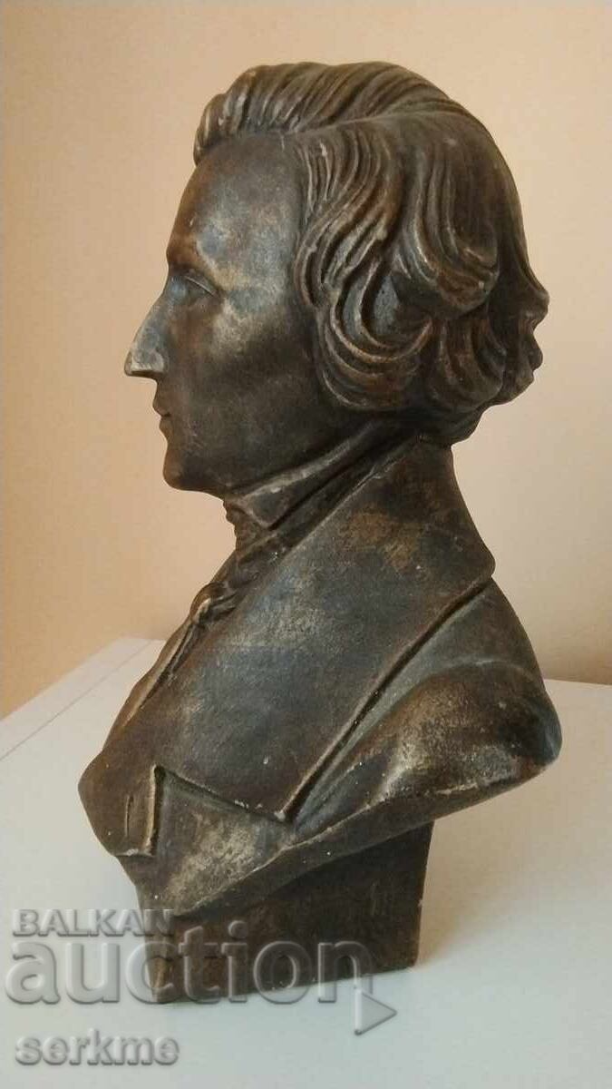 Προτομή με τιμή 30.00 BGN | € 15.34