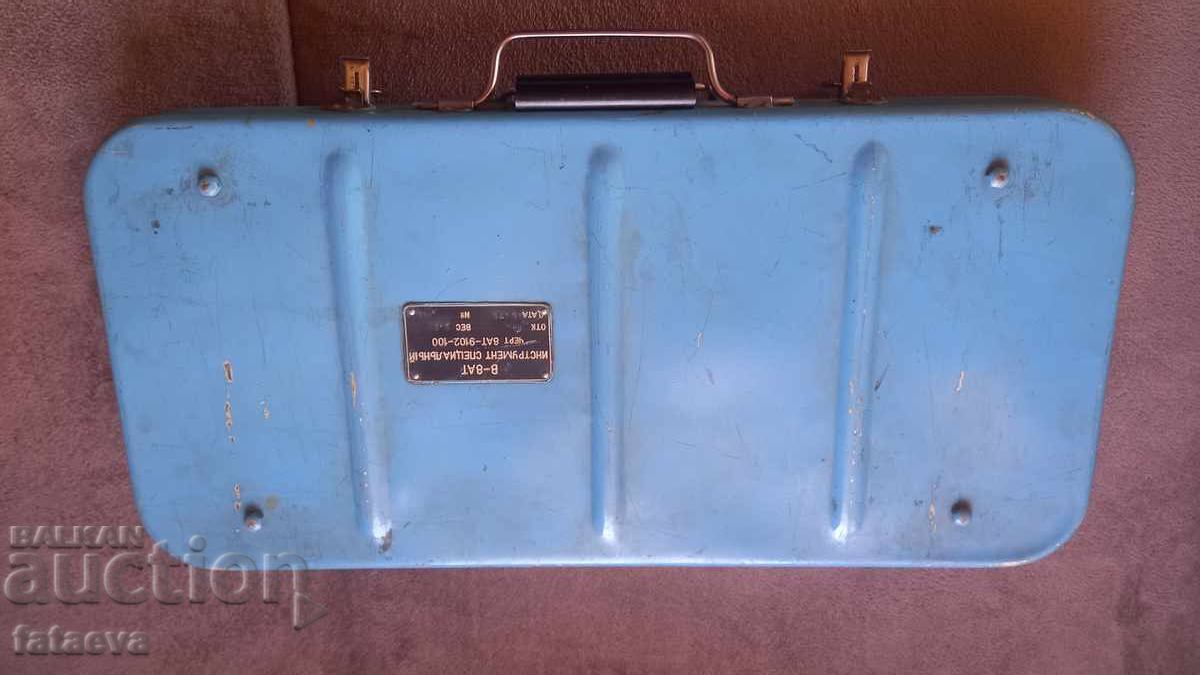 Valiză metalică mare MILITARĂ, MI 8, ELICOPTER