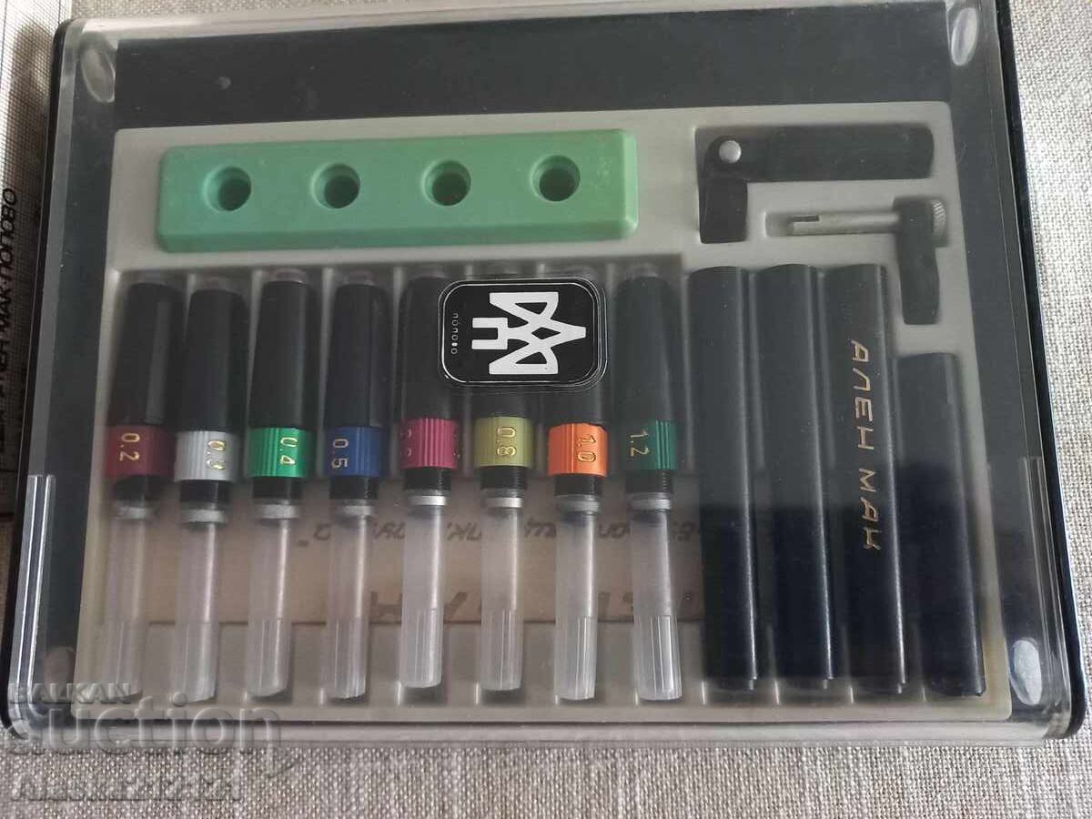 Auction  Rapidographs